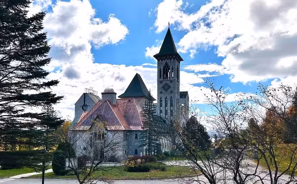 サン.ブノワ修道会院